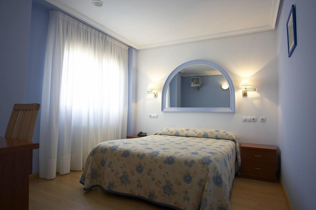 Hotel Azul De Galimar San Vicente De La Barquera Bagian luar foto